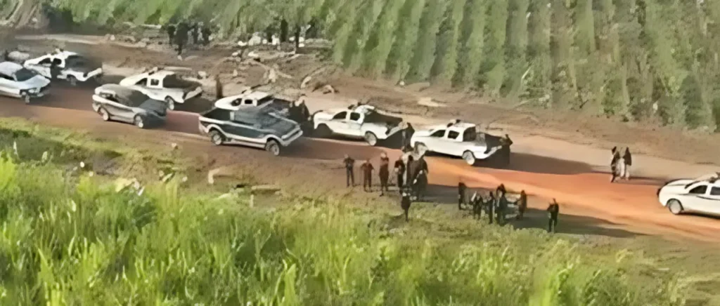 Policía libera a retenidos tras operativo en predio Patujú de Montero