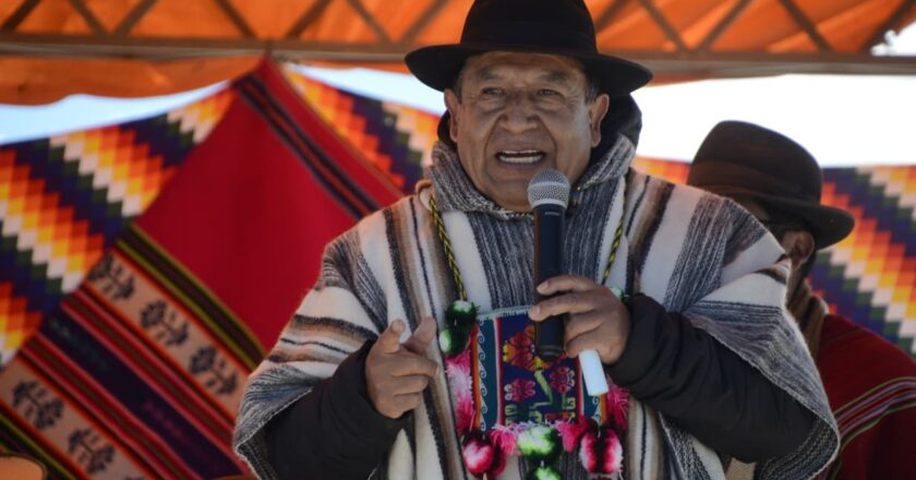 Vicepresidente inaugura estación de servicio en Coroma y llama a fortalecer la unidad del pueblo