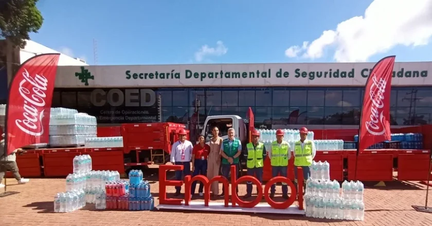 Embol entrega 7.000 litros de agua y bebidas a familias afectadas por riadas en Samaipata