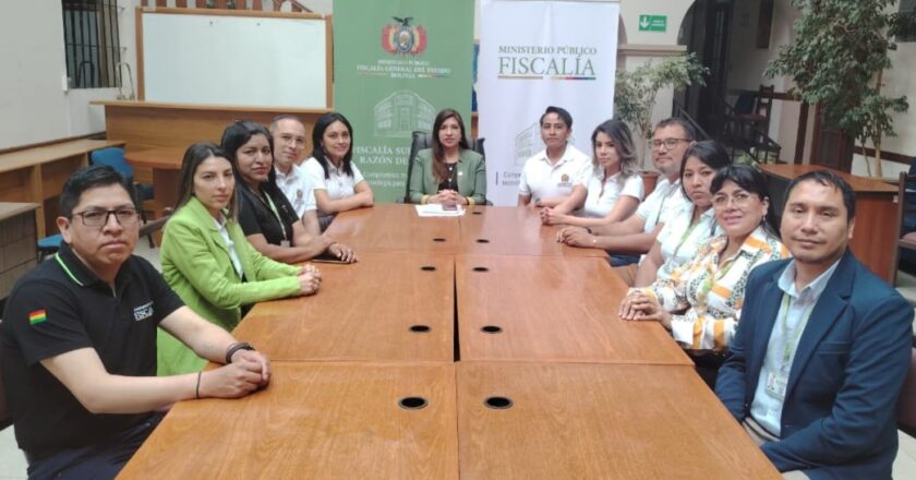 Fiscal General garantiza reconstrucción de vivienda para familia de la mujer que se encuentra desaparecida en Achira