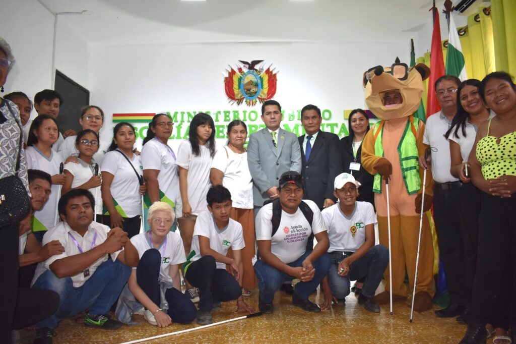 Fiscalía de Beni promueve inclusión con capacitación, sistema Braille y recibe reconocimiento del IBC