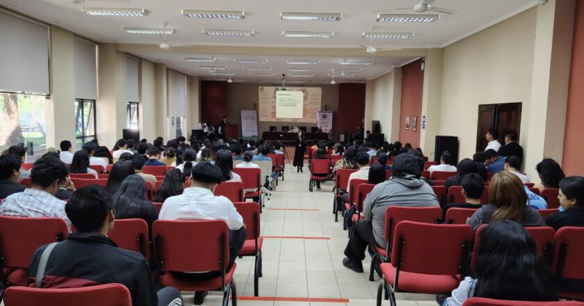 Fiscalía de Tarija socializa la Ley Nº 1636 a estudiantes de la Universidad Juan Misael Saracho