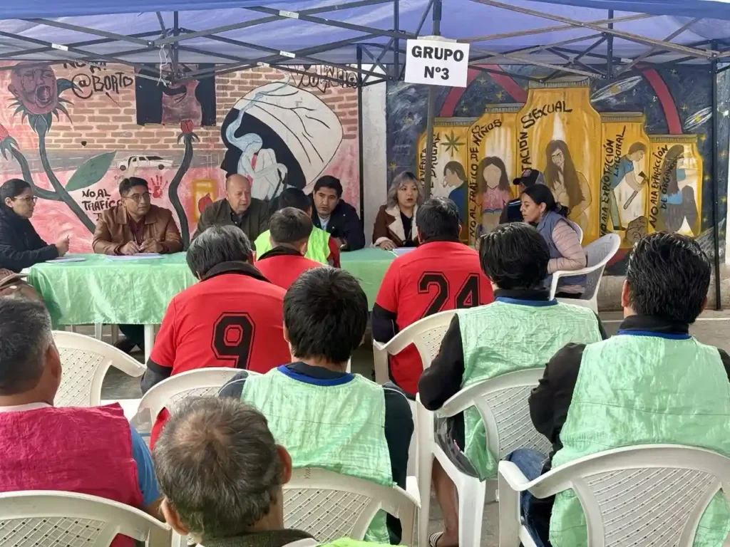 Chuquisaca: Fiscalía y TDJ cumplen cuarta visita de cárcel en San Roque y atienden 54 consultas