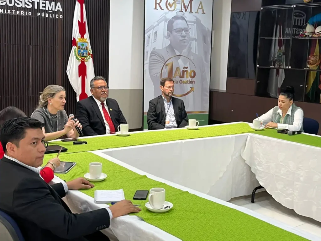 Experto español y fiscales superiores de la Fiscalía General del Estado coordinan acciones orientadas a la lucha contra el crimen organizado