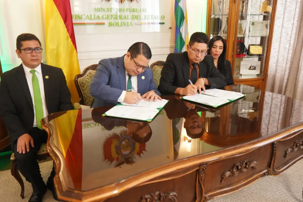 Ministerio Público y UNIVIDA suscriben convenio para realizar pruebas de alcoholemia en accidentes de tránsito