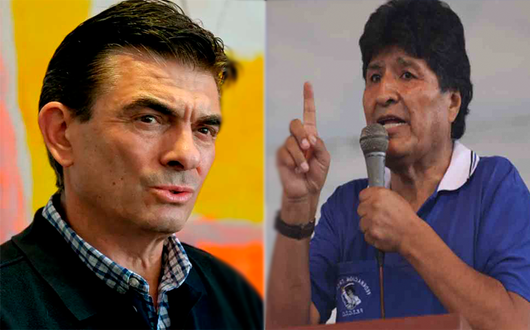 FISCAL GENERAL, ROGER MARIACA, VISITÓ A LAS “CASERITAS” DEL MERCADO CENTRAL DE SUCRE DONDE COMPARTIÓ UN DESAYUNO Prensa FGE, Chuquisaca (27.11.2025).- Con la humildad que lo caracteriza, el Fiscal General del Estado, Roger Mariaca Montenegro, realizó una visita a las “caseritas” del Mercado Central, donde compartió un desayuno, demostrando una vez más su compromiso con el fortalecimiento de lazos con la población. “Para nosotros es una prioridad mantenernos cerca de la gente y escuchar sus necesidades, porque la justicia también se construye desde el respeto, el diálogo y la convivencia con nuestra sociedad”, sostuvo Mariaca. Durante su visita, la Máxima Autoridad del Ministerio Público destacó la importancia de mantener un contacto directo con los distintos sectores de la sociedad, especialmente con quienes, desde tempranas horas, sostienen la actividad económica y social de cada ciudad. Por su parte, las comerciantes del Mercado Central expresaron su agradecimiento por la visita, valorando el gesto de acercamiento y la oportunidad de dialogar directamente con el Fiscal General del Estado.