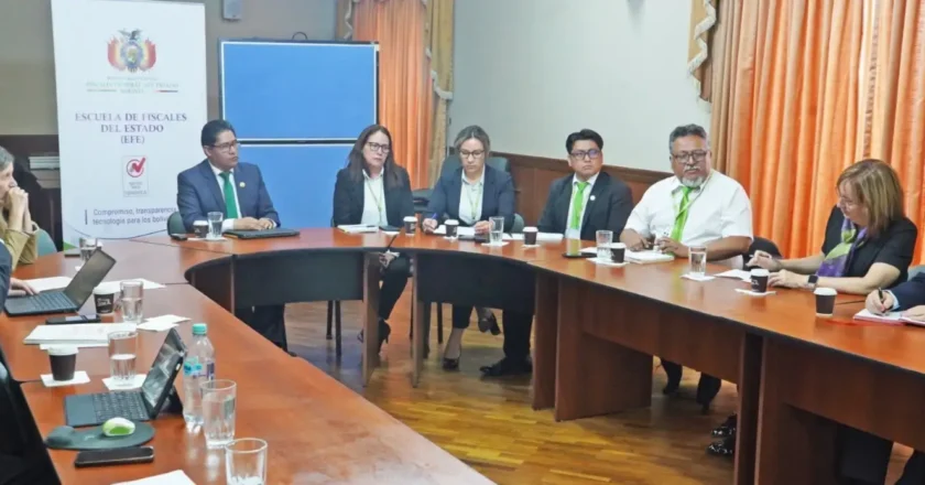 Escuela de Fiscales, Unipol y Escuela de Jueces reactivan mesa de coordinación para combatir redes criminales