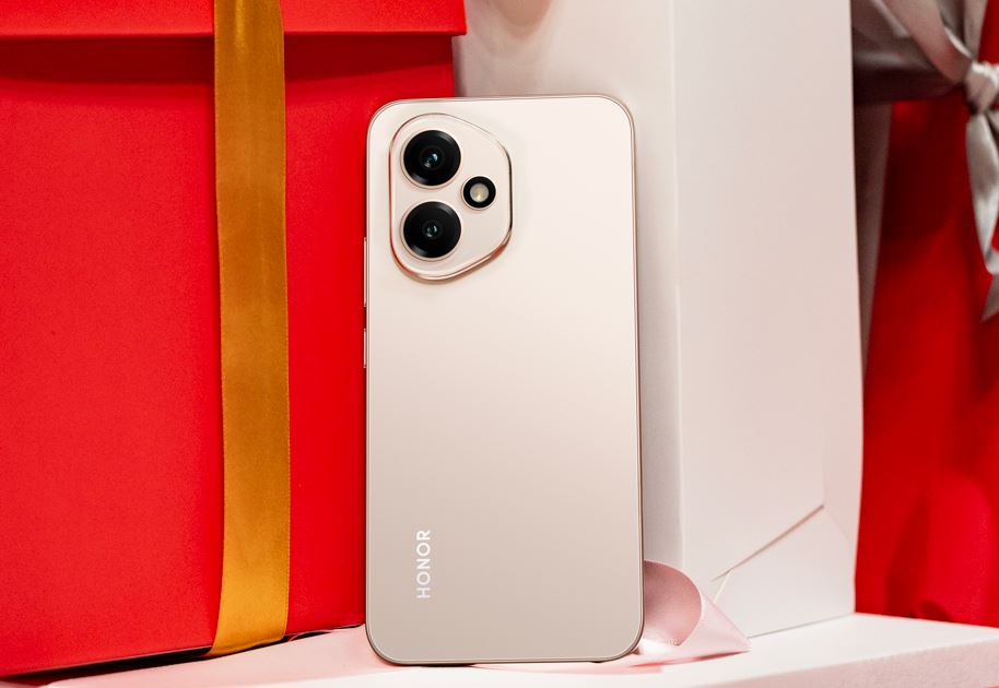 HONOR 400 integra edición con IA para optimizar fotos familiares tomadas en Navidad