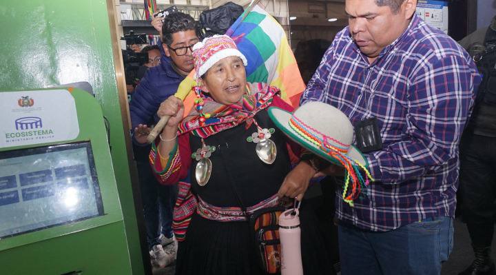 Fiscalía identifica fondos no justificados y pide detención preventiva para Lidia Patty