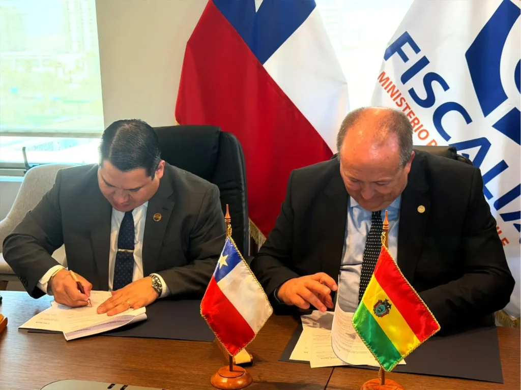 Ministerios públicos de Bolivia y Chile conforman equipo conjunto de investigación para fortalecer la lucha contra delitos transnacionales