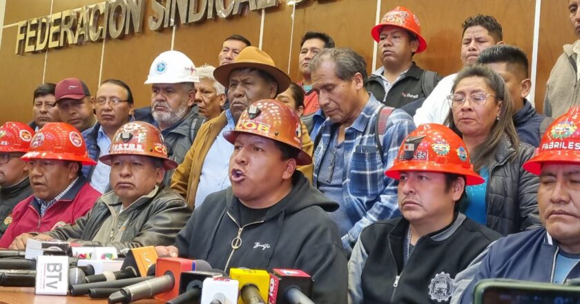 Gobierno y COB mantienen tensión por Decreto 5503 mientras movilizaciones se intensifican