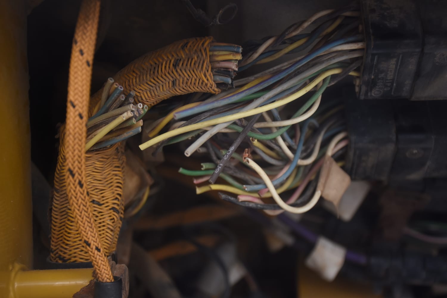 Alcaldía de La Paz denuncia presunto sabotaje a maquinaria en obras de la avenida del Poeta