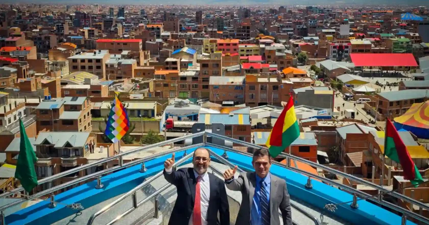 CAF destaca el potencial de la economía cultural tras visita al cholet ‘Crucero de Los Andes’ en El Alto