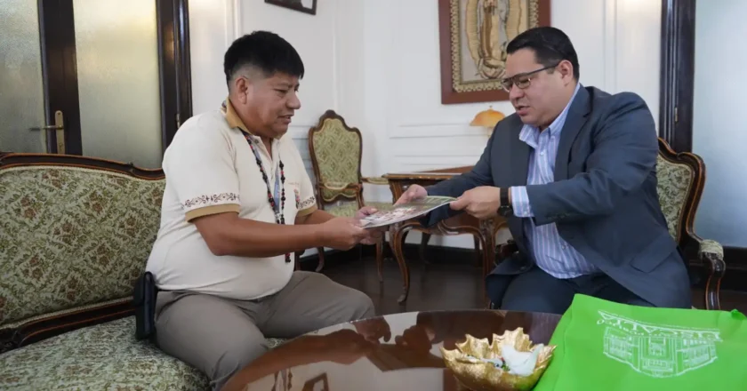 Fiscal General del Estado y presidente del Tribunal de Justicia Indígena de la CIDOB se reúnen en el marco de la coordinación y cooperación