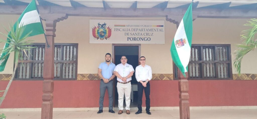 Fiscal general inspecciona Fiscalía de Porongo y destaca atención oportuna y trabajo a puertas abiertas