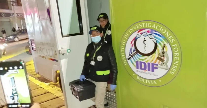 Fiscalía investiga feminicidio tras hallazgo del cuerpo de una mujer en Bajo Milluni de El Alto