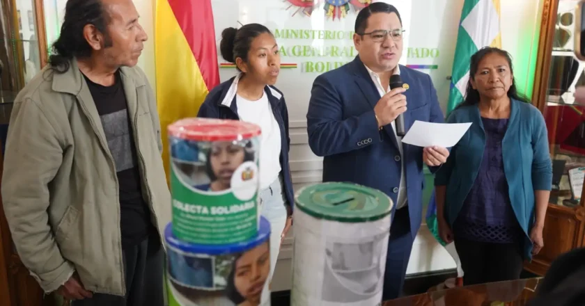 Ministerio público realiza campaña solidaria a nivel nacional y entrega apoyo a joven que será sometida a cirugía en La Paz
