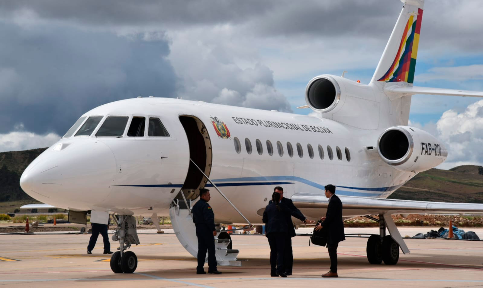 Avión presidencial registra falla y obliga a Rodrigo Paz a postergar su viaje a Estados Unidos