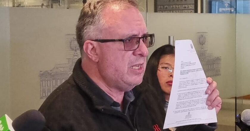 Alarcón plantea dar validez a toda la serie B, incluidos los billetes del avión siniestrado en El Alto