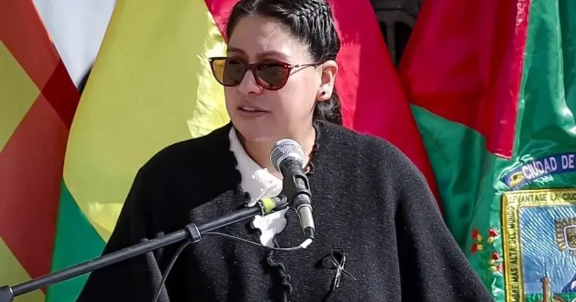 Eva Copa rechaza estigmatización de El Alto tras el accidente aéreo y llama a la reflexión