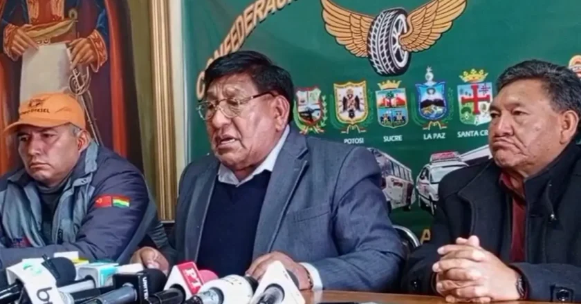 Choferes denuncian fallas en sistema para reportar daños por combustible