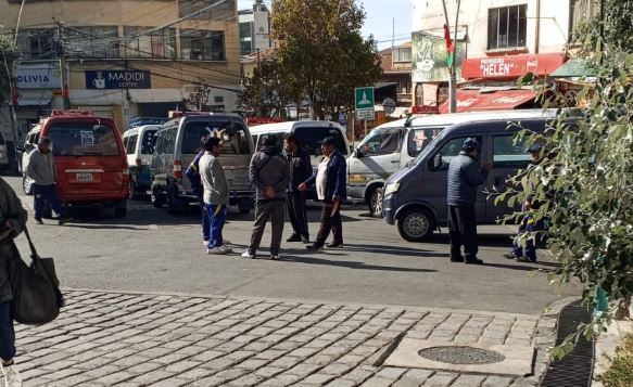 Transporte Libre de La Paz declara paro indefinido por falta de atención del Gobierno