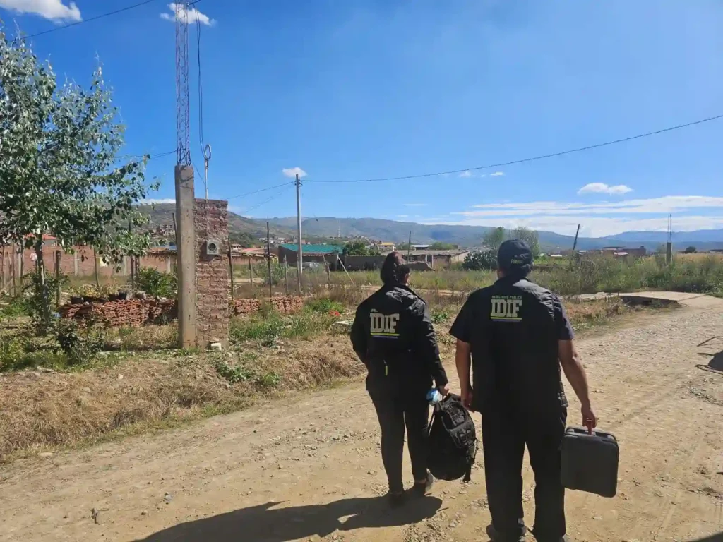 Autopsia confirma que cadáver encontrado en un lote baldío tenía dos disparos en la cabeza