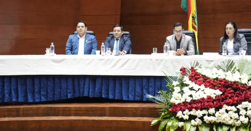 Fiscal General del Estado presenció la entrega de credenciales a autoridades electas de Chuquisaca