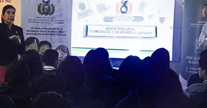 Fiscalía General del Estado inicia el Mes del Niño con socialización de la Ley N° 1636 en colegios de Sucre