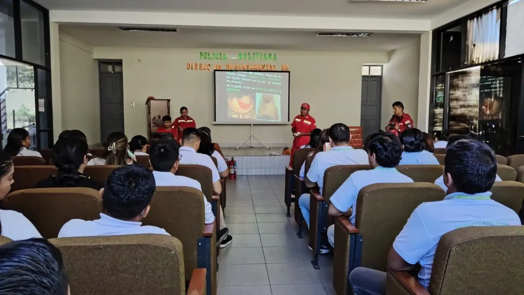 Fiscalía de Tarija fortalece la seguridad institucional con capacitación en gestión y respuesta ante emergencias