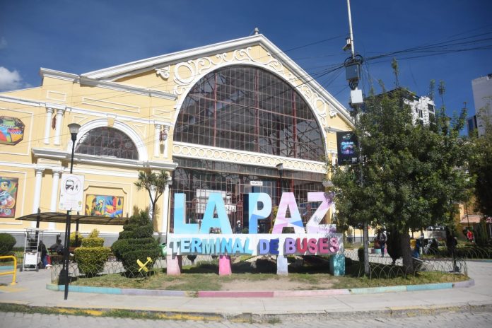 Terminal de Buses de La Paz refuerza controles y emite recomendaciones por Semana Santa