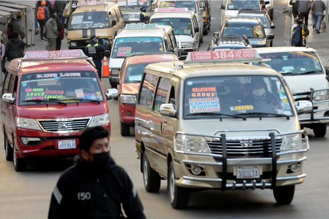Alcaldía de La Paz lanza app “Suben” para controlar rutas y denunciar el trameaje en el transporte público