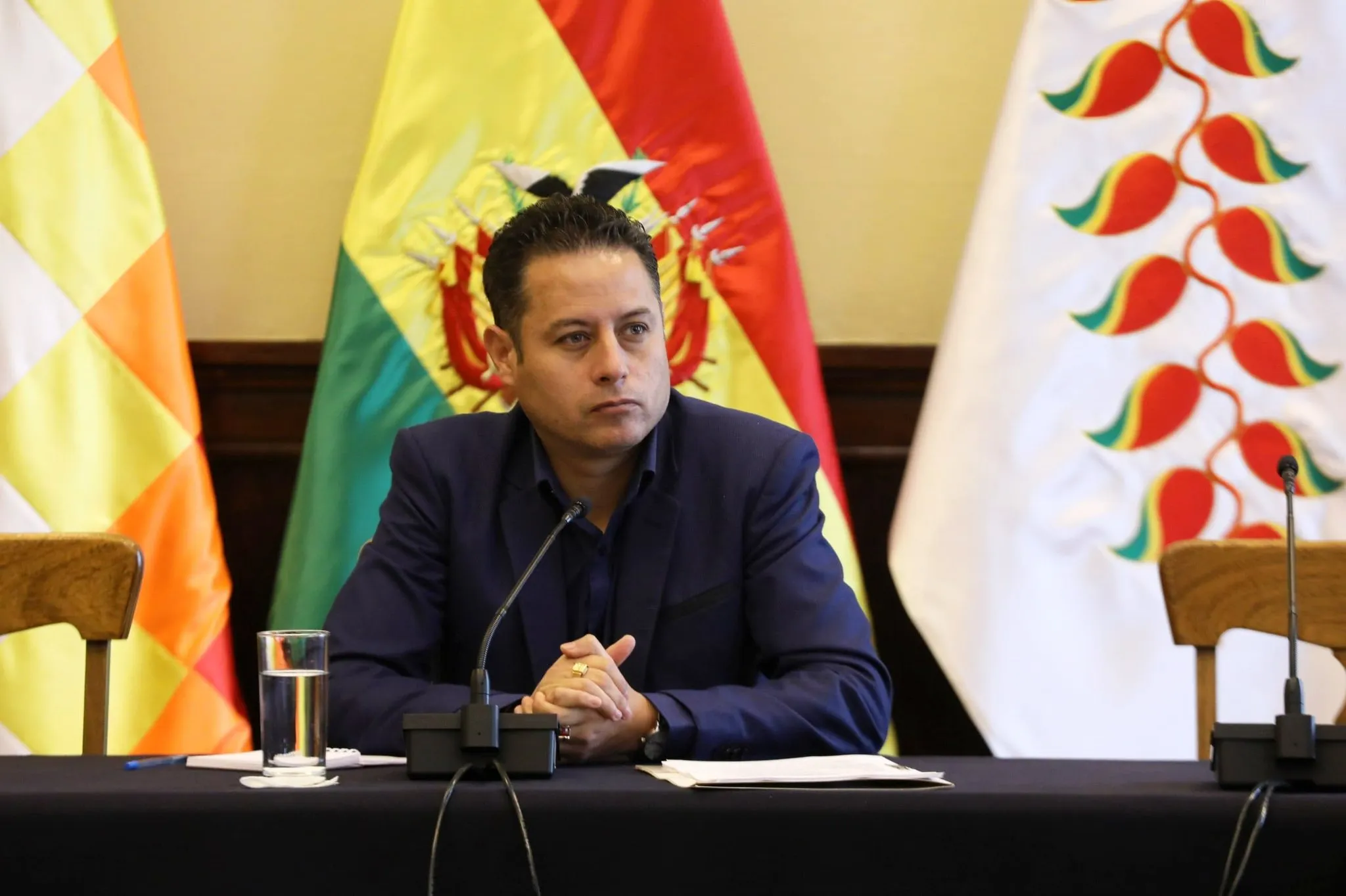 Lara asegura que no se “venderá a las logias” y promete seguir denunciando corrupción