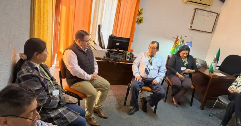 Fiscal General del Estado sostiene reunión con fiscales de la Unidad de Litigación