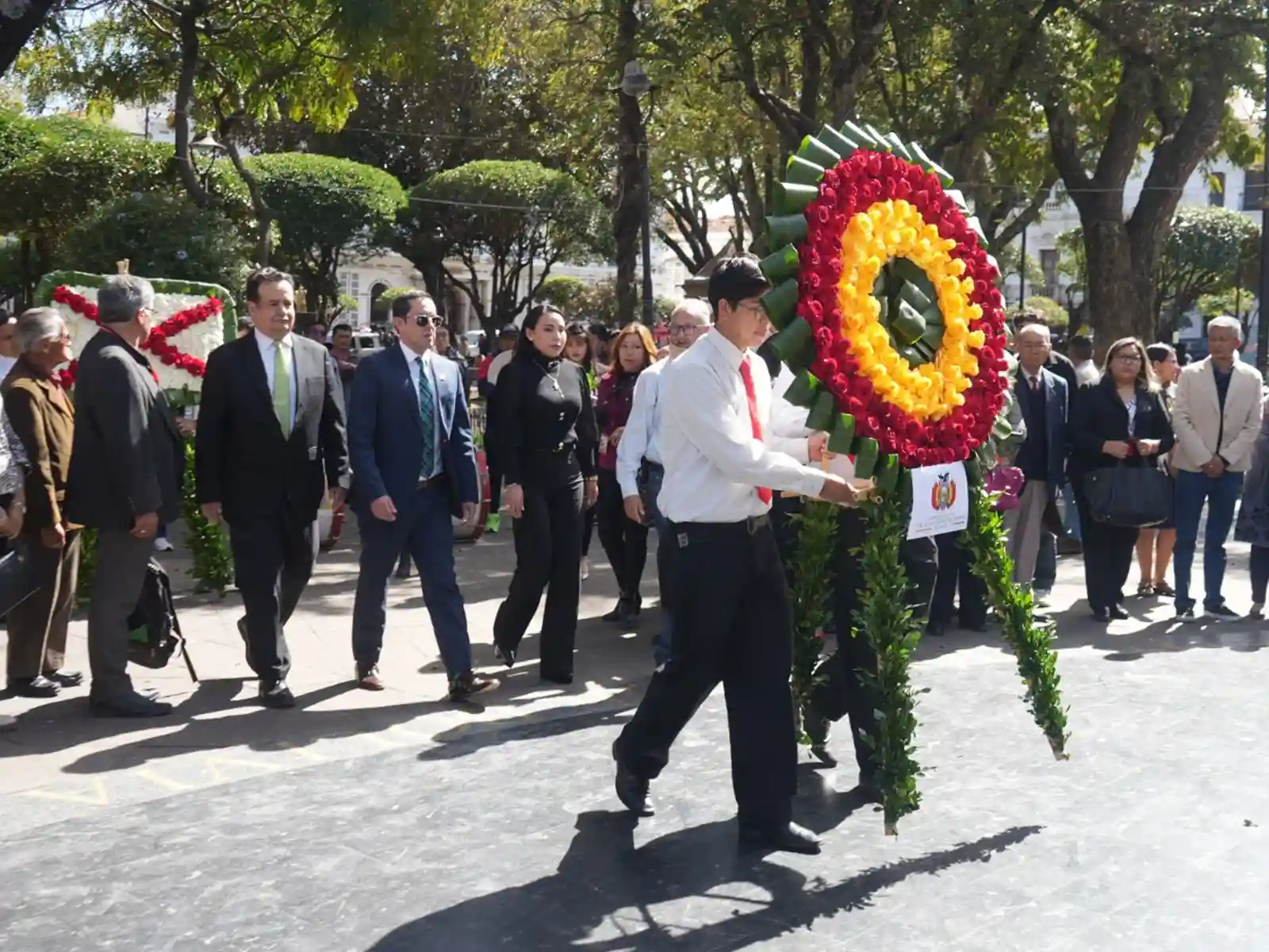 Fiscalía General del Estado rinde homenaje a los periodistas bolivianos en conmemoración al 10 de mayo
