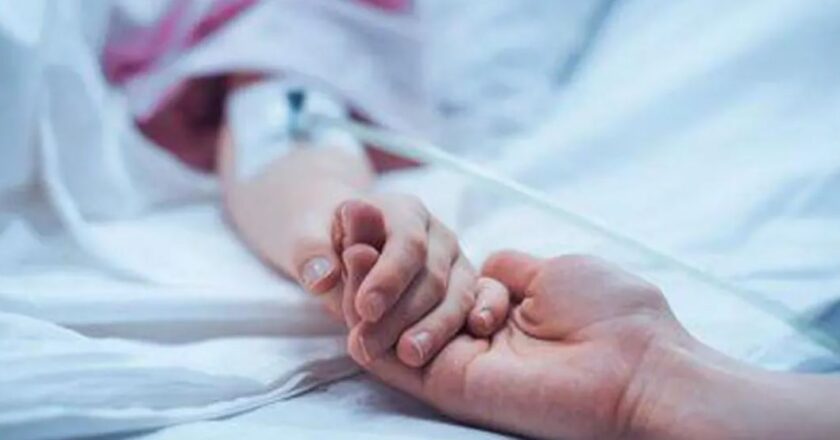Fallece niña con diagnóstico confirmado de sarampión en Santa Cruz