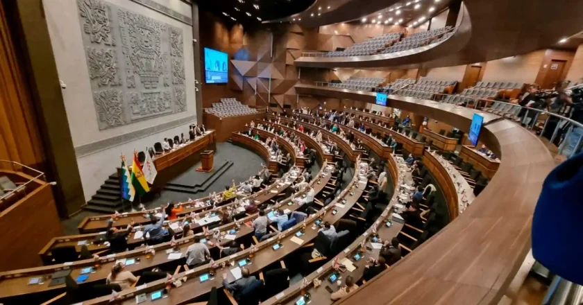 Diputados aprueban abrogación de la Ley 1720 tras presión de sectores indígenas y campesinos