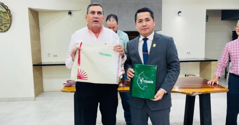 FEGABENI reconoce al Fiscal General del Estado en el 340 aniversario de fundación de la Santísima Trinidad