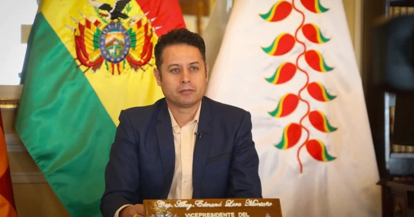 Edmand Lara advierte que liberar el tipo de cambio sin respaldo puede generar devaluación e inflación