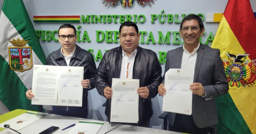 Fiscalía y Alcaldía de Porongo firman convenio para digitalizar trámites y agilizar procesos penales