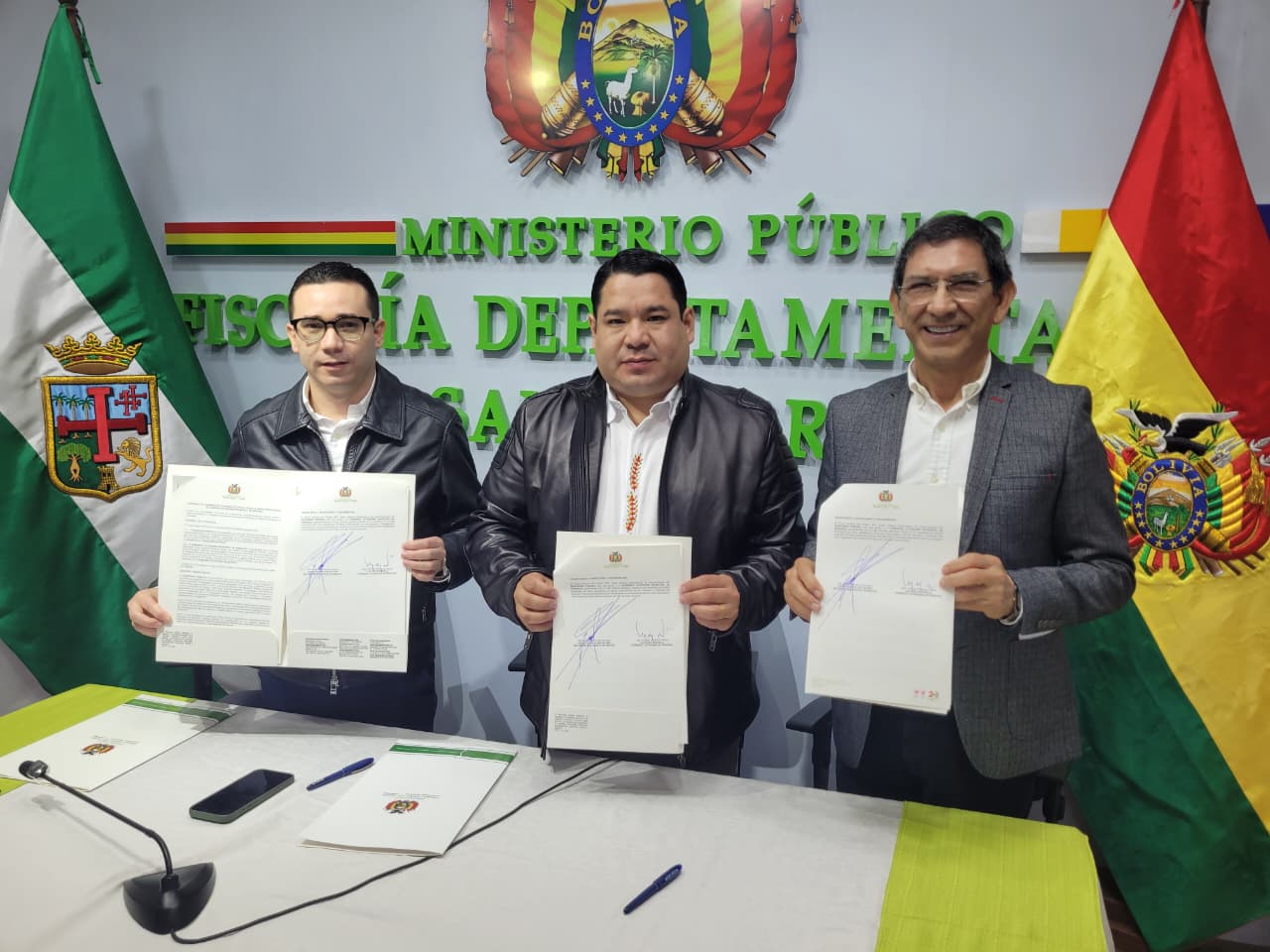 Fiscalía y Alcaldía de Porongo firman convenio para digitalizar trámites y agilizar procesos penales