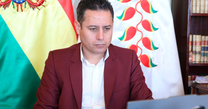 Vicepresidencia rechaza propuesta de referéndum revocatorio y la califica de “anticonstitucional”