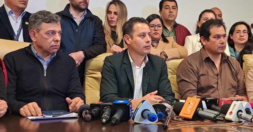 Diálogo para resolver el conflicto gana respaldo del Ejecutivo y Legislativo