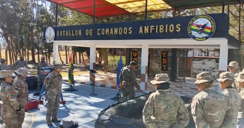 Armada Boliviana inicia el III Curso de Paramédico de Combate con 31 participantes