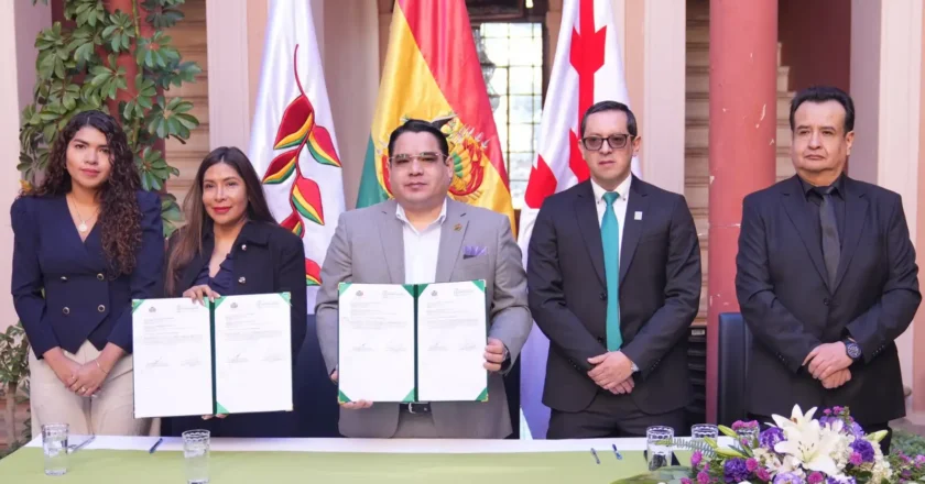 Fiscalía General y Alcaldía de Sucre firman convenio para agilizar la atención de víctimas mediante el Ecosistema ROMA