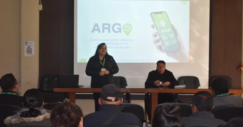 Fiscalía socializa a subalcaldes, dirigentes y vecinos de Sacaba el sistema ARGO para la detención domiciliaria