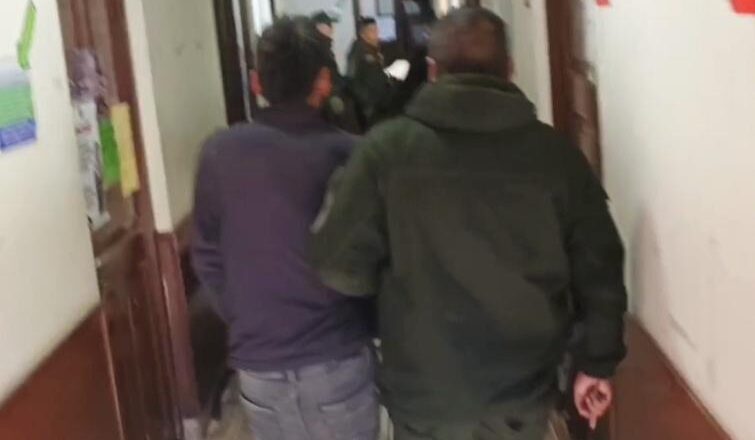 Joven es sentenciado a 25 años de prisión por delitos contra una menor en Oruro