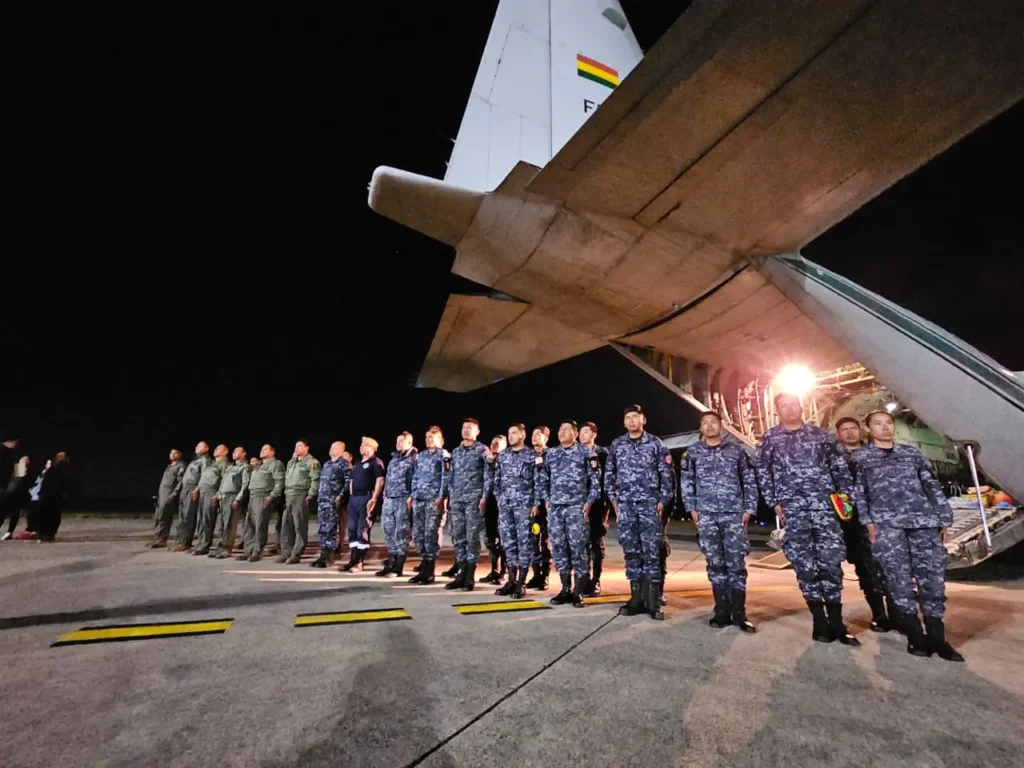 contingente boliviano regresa de Venezuela