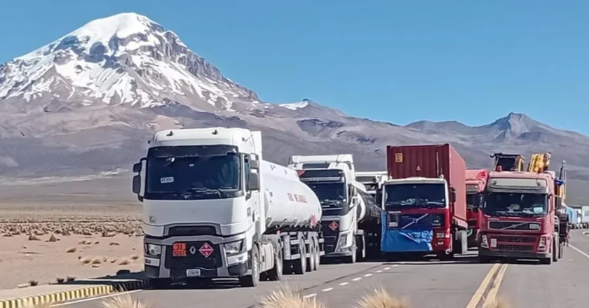 Cámara Departamental de Transporte de La Paz instruye facturar fletes internacionales en dólares