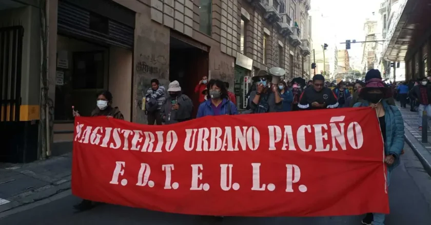 Maestros urbanos y rurales rechazan propuesta del ministro de Educación para incorporar profesionales de otras áreas